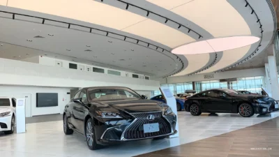 Lexus Showroom