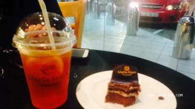 Gloria Jeans’s Coffee